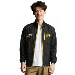 【Bulk Online Purchase Black-Yellow Contrast Stand-Collar Jacket】|Stand collar design|Yellow front zipper|Raglan sleeve cut|Left chest yellow text embroidery|Right chest embroidered pattern design|Stand-Collar Jacket Supplier J1196 【Bulk Online Purchase Black-Yellow Contrast Stand-Collar Jacket】|Stand collar design|Yellow front zipper|Raglan sleeve cut|Left chest yellow text embroidery|Right chest embroidered pattern design|Stand-Collar Jacket Supplier J1196